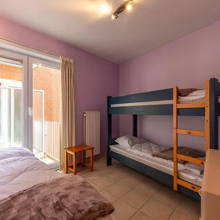 Cozy In Blankenberge, Cleaning Included דירה