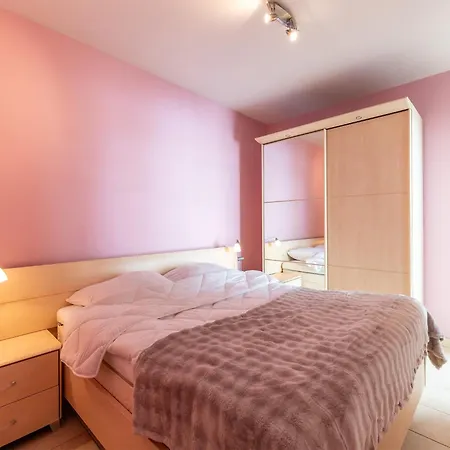 Cozy In Blankenberge, Cleaning Included דירה בלנקנברג